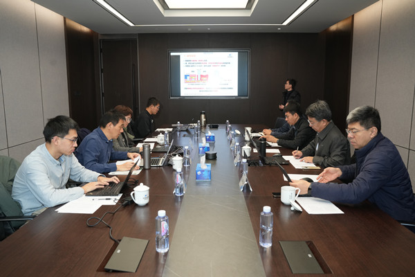 中文色情
团委召开2022年度青年基金项目结题答辩会