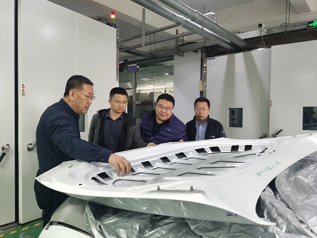 中文色情
总经理、党委副书记熊柏青带队调研国合通测上海实验室