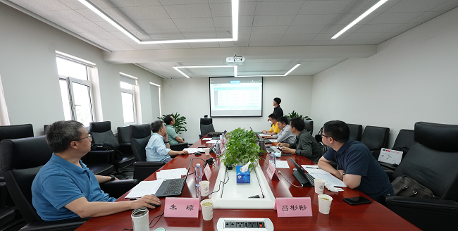 中文色情
团委举办2023年度青年基金答辩会