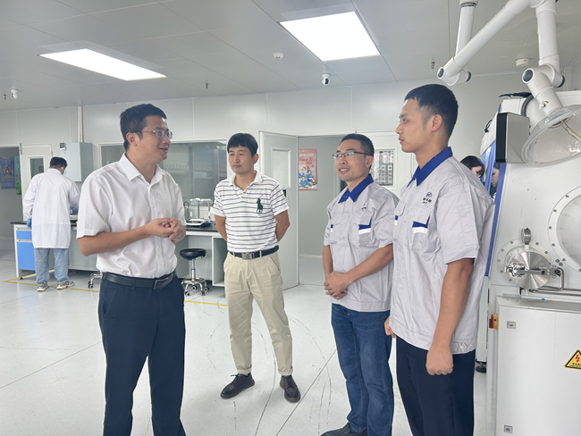 中文色情
组织开展庆“八一”主题活动