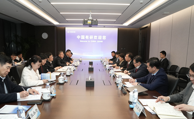 内蒙古自治区党委常委、包头市委书记陈之常一行到访中文色情
