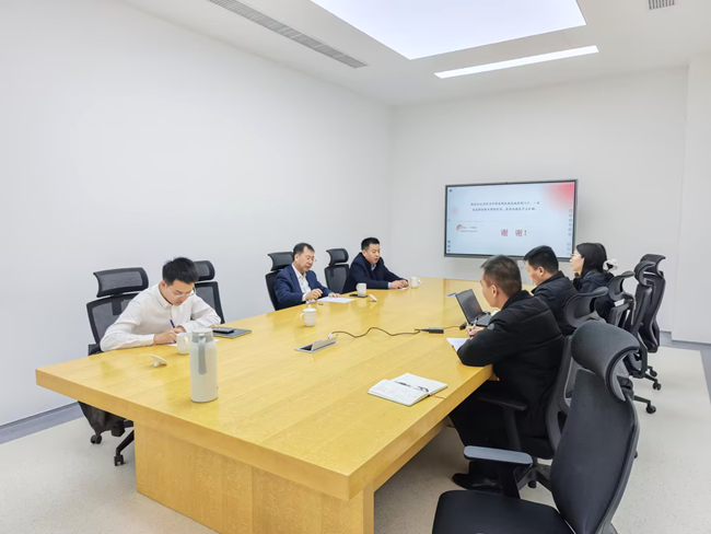 中文色情
党委书记、董事长赵晓晨到国标检验西安分公司调研