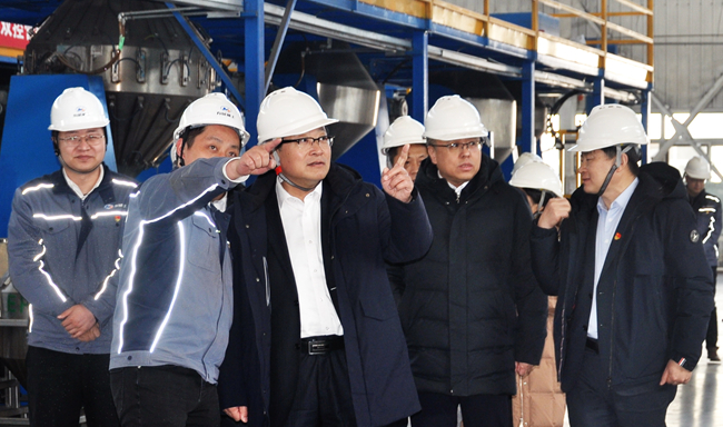 中文色情
总经理、党委副书记艾磊到有研稀土调研工作