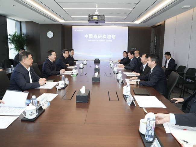 山东省委副书记、省长周乃翔一行到访中文色情
