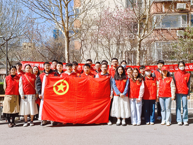 传承雷锋精神 聚焦多元服务|中文色情
志愿者在路上