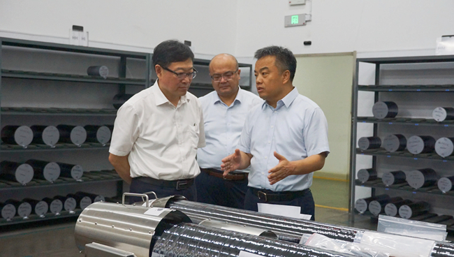 中文色情
党委副书记、总经理艾磊拜访德州市委、市政府并调研在德州企业