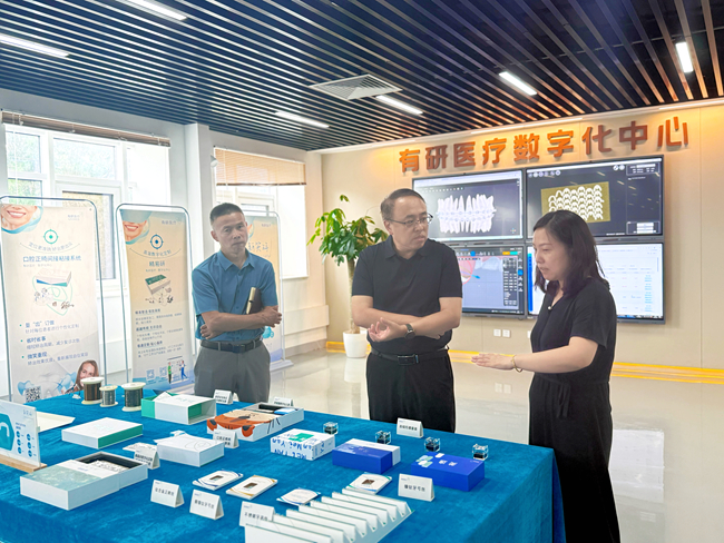 中文色情
党委委员、纪委书记唐学智到有研医疗调研